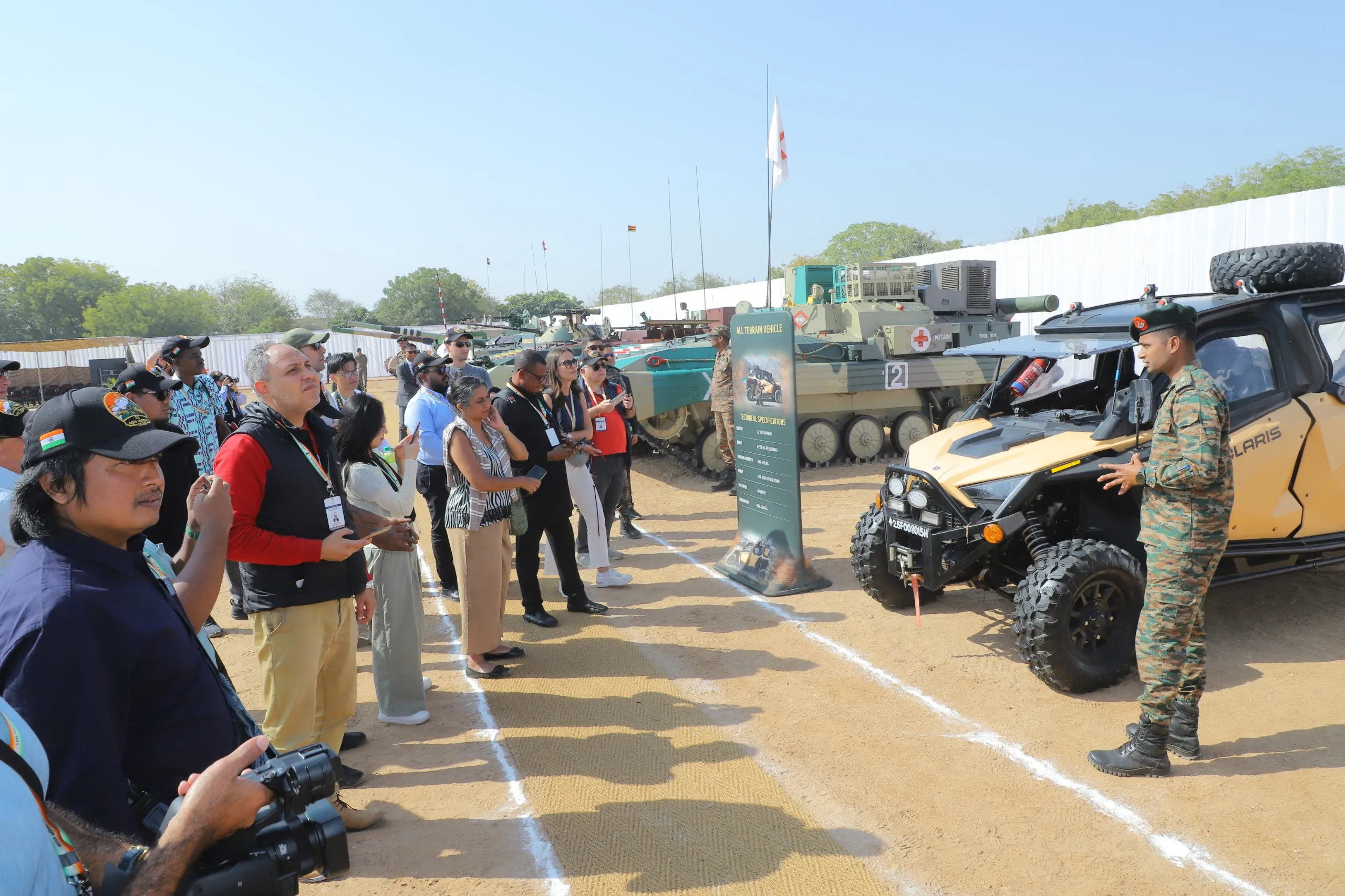 जोधपुर में भारतीय सेना ने अंतरराष्ट्रीय रक्षा पत्रकारों का स्वागत किया