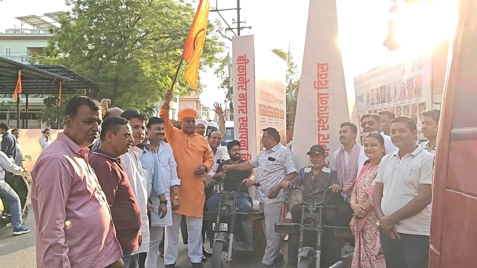 नगर स्थापना दिवस पर “नगर थरपणा उत्सव” की तैयारियां शुरू, विधायक जेठानंद व्यास ने प्रचार रथों को दिखाई हरी झंडी