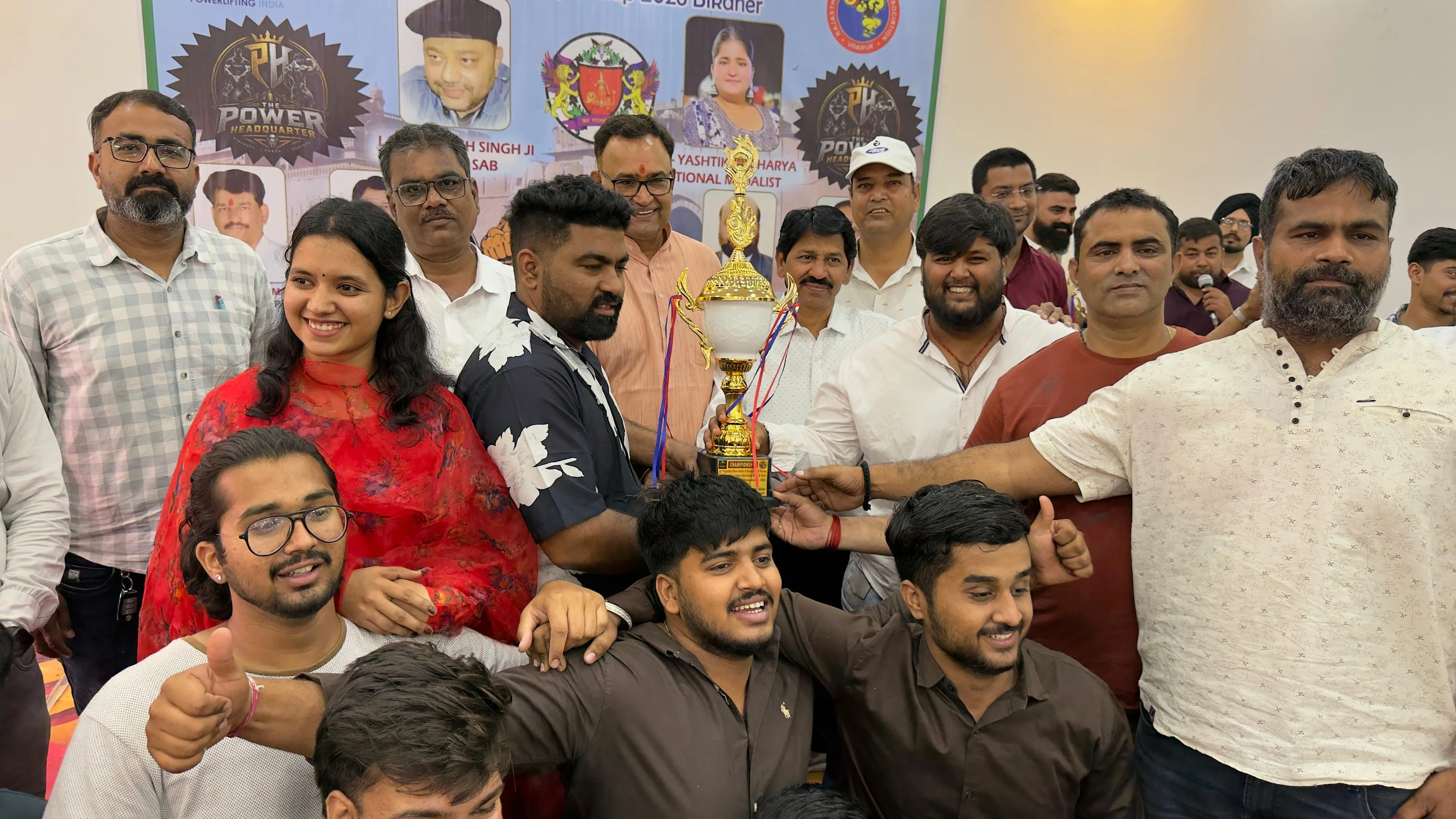 राज्य स्तरीय पावरलिफ्टिंग प्रतियोगिता में बीकानेर की टीम सब-जूनियर व जूनियर वर्ग में बनी चैंपियन बीकानेर की ममता चांवरिया बनी सब जूनियर में स्ट्रांग वूमेन ऑफ राजस्थान