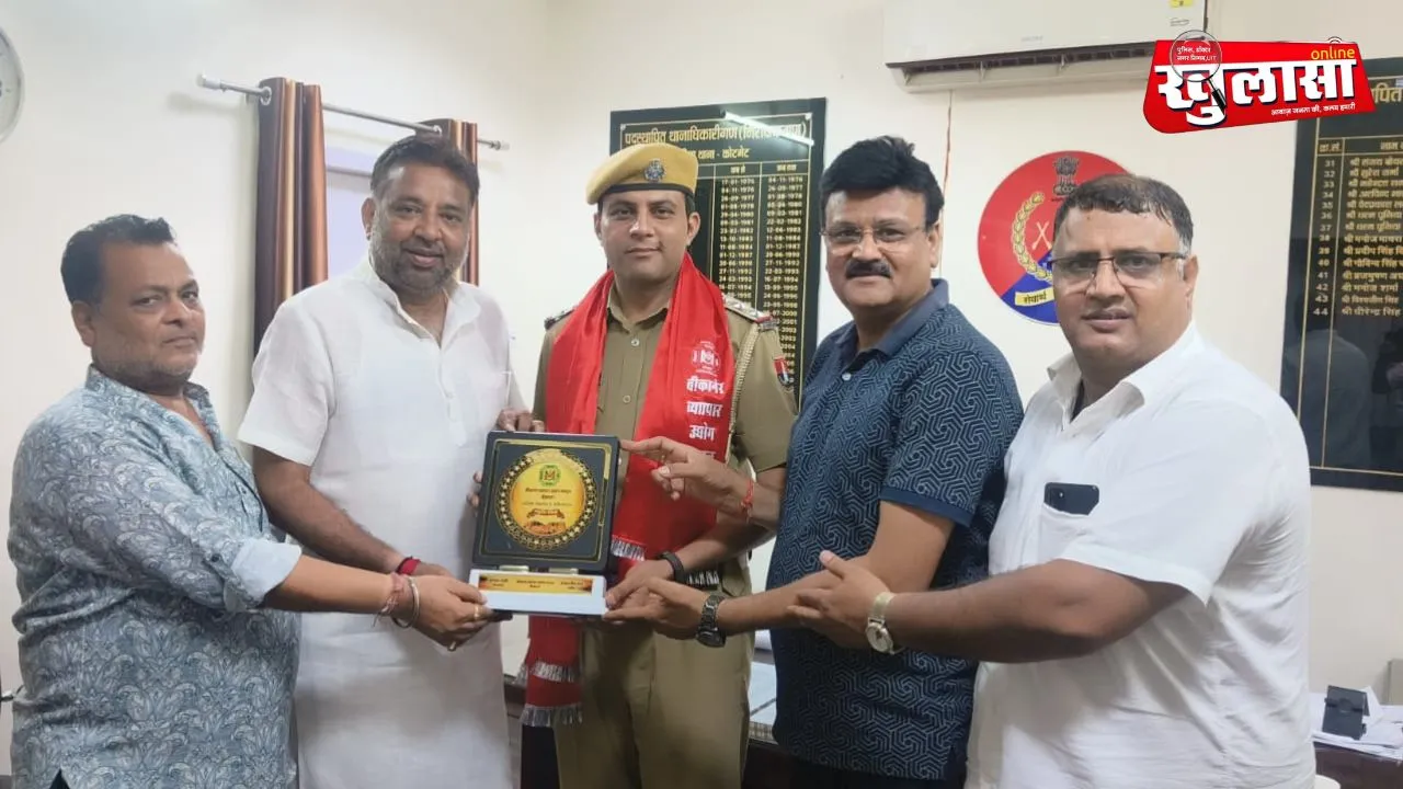 बीकानेर व्यापार उद्योग मंडल ने नव नियुक्त कोट गेट थानाधिकारी विक्रम  तिवाड़ी का किया अभिनंदन